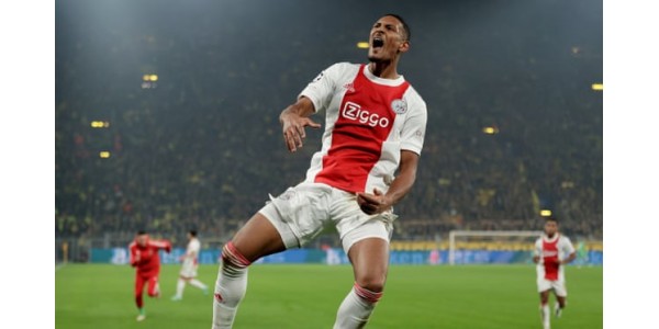 Sébastien Haller zatím nechce opustit Ajax Amsterdam